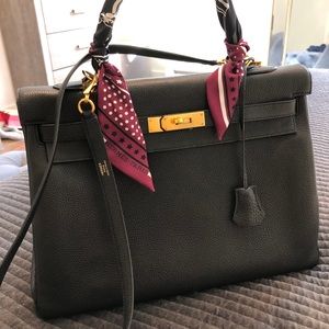 Hermes Kelly bag handbag tote black Togo w gold